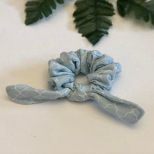 Load image into Gallery viewer, Those baby blues - Full Scrunchie
